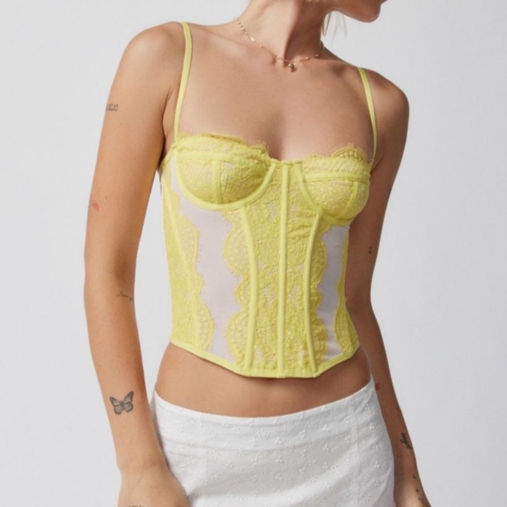 NWT Out From Under Urban Outfitters Modern Love Lace Yellow Corset